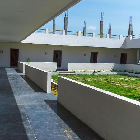 Seagull Beach Resort Chirala Esterno foto