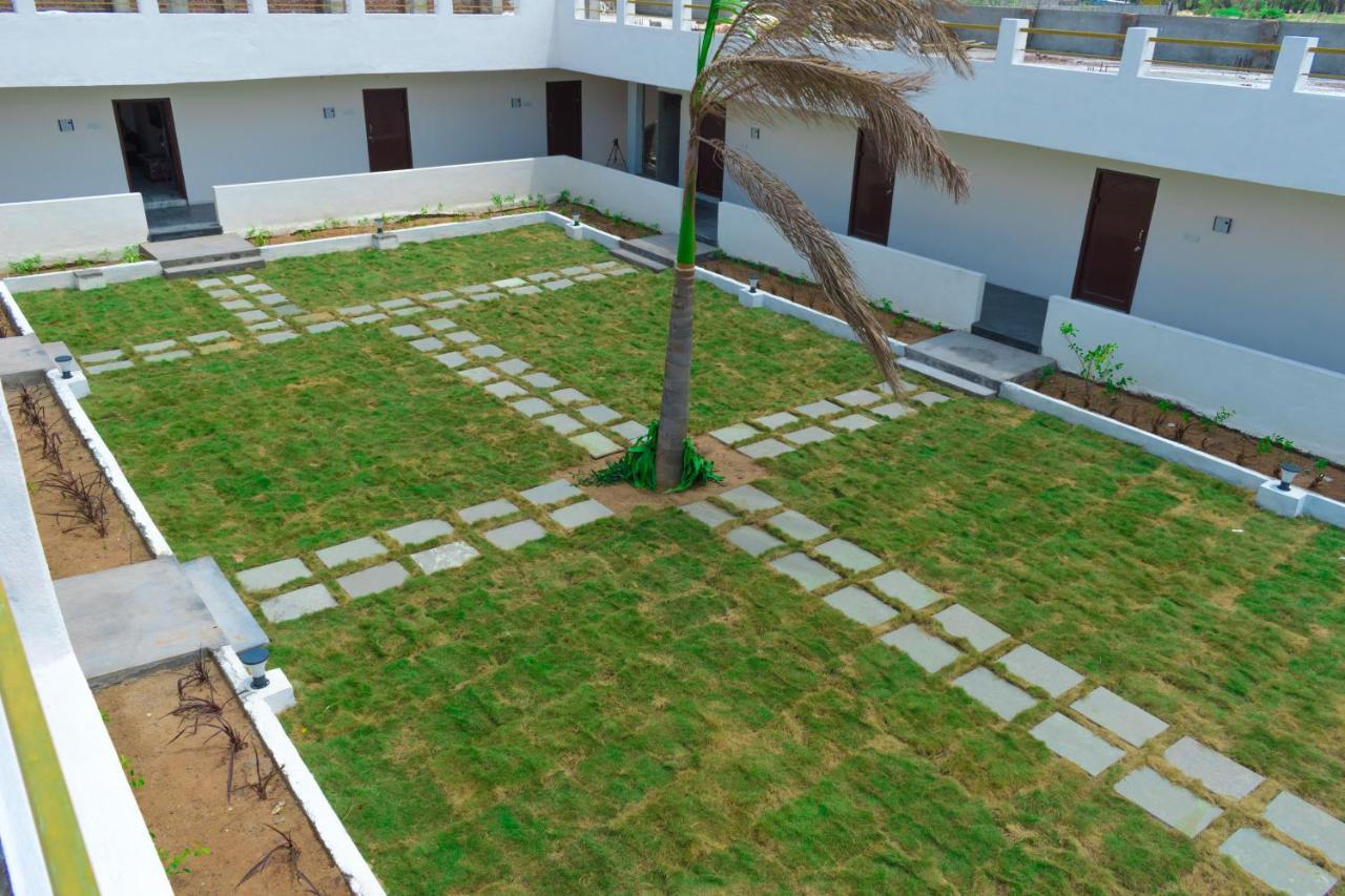 Seagull Beach Resort Chirala Esterno foto